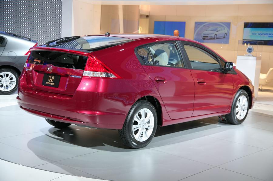  Honda Insight 2010 года  (фото 25 из 84)